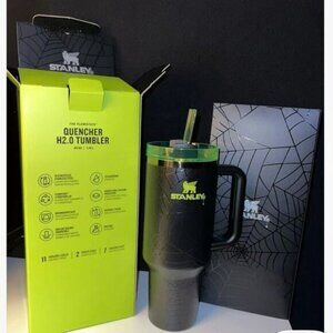 Stanley 40oz Tumbler - Halloween Web Glow - LIMITED EDITION